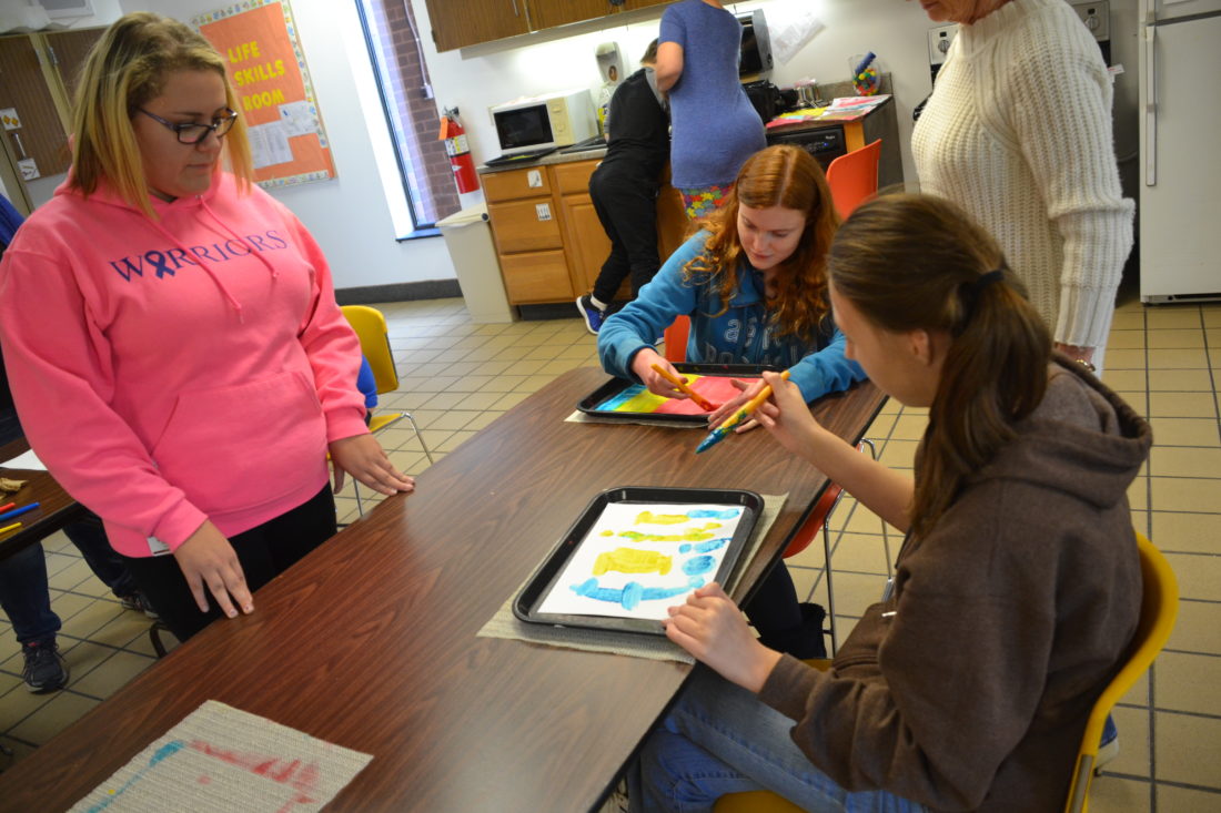 Ewing hosts artistinresidence News, Sports, Jobs Marietta Times